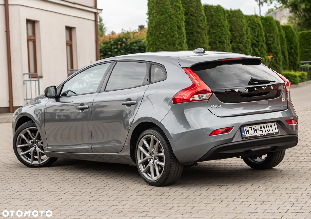 Volvo V40 D2 Drive-E SCR Momentum - 11