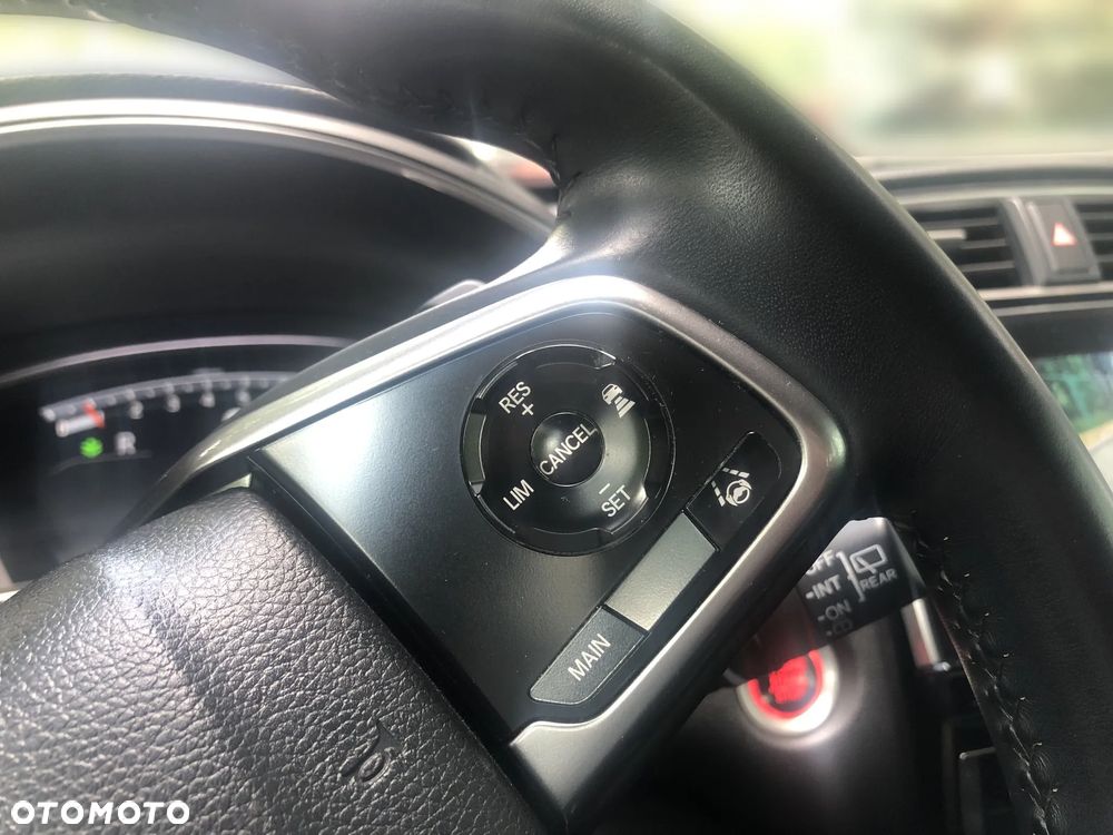 Honda CR-V 1.5 Lifestyle (Honda Connect+) CVT - 24