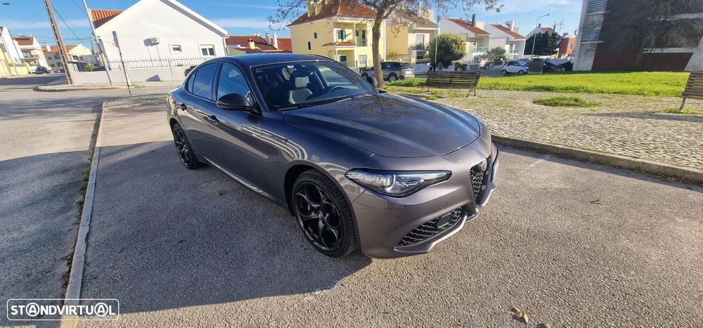Alfa Romeo Giulia 2.0 T Veloce Ti Q4 AT8 - 3