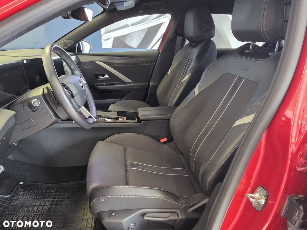 Opel Astra 1.2 T GS S&S - 11