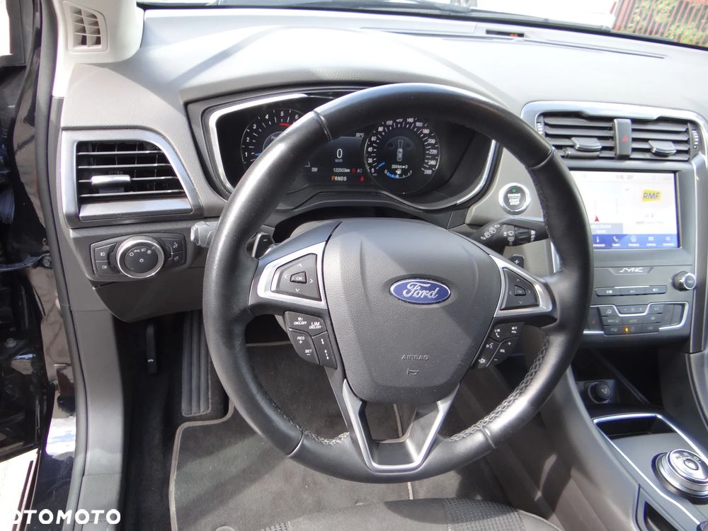 Ford Mondeo Turnier 2.0 EcoBlue Titanium - 25