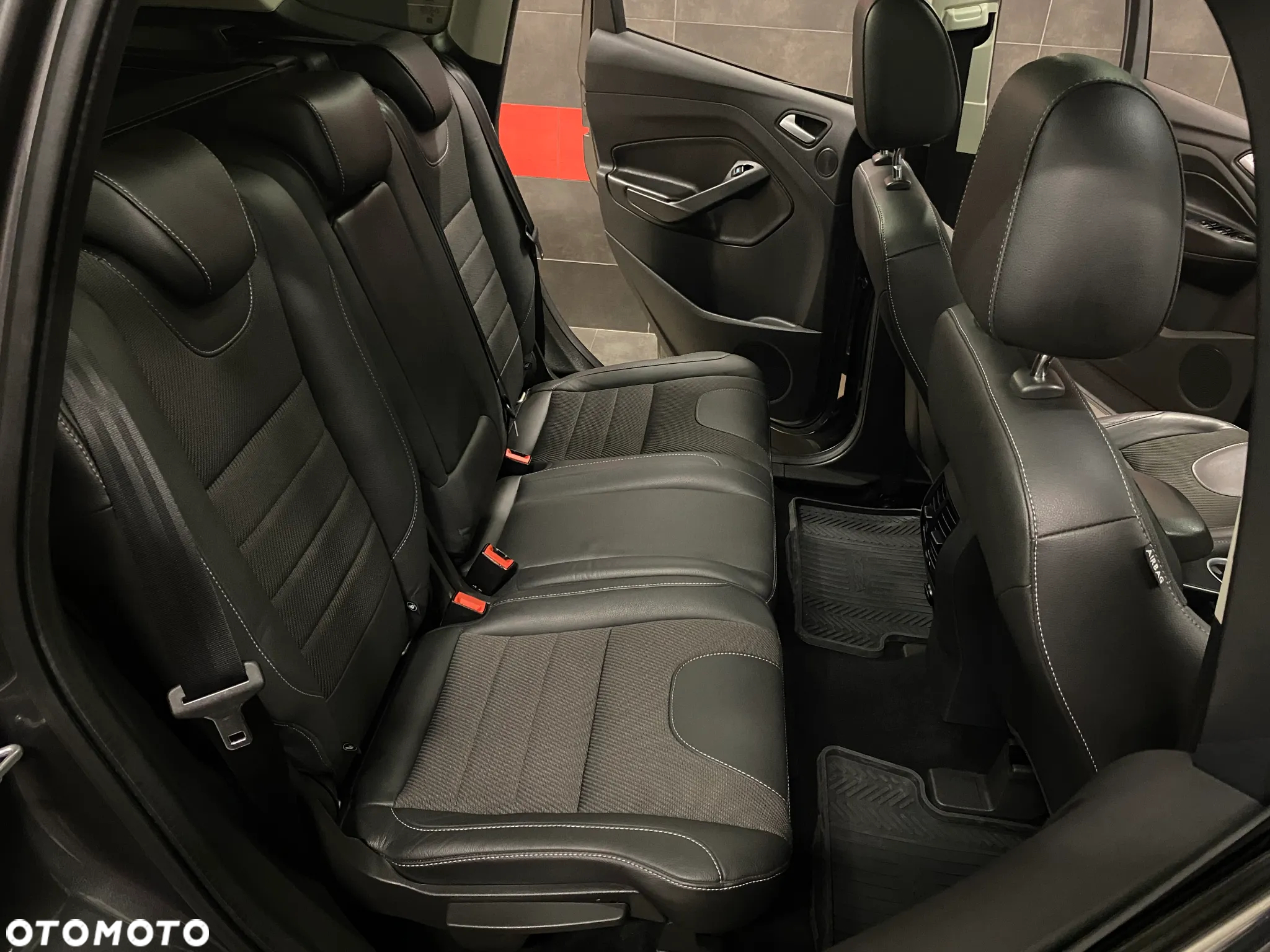 Ford Kuga 2.0 TDCi 4x4 Individual - 21