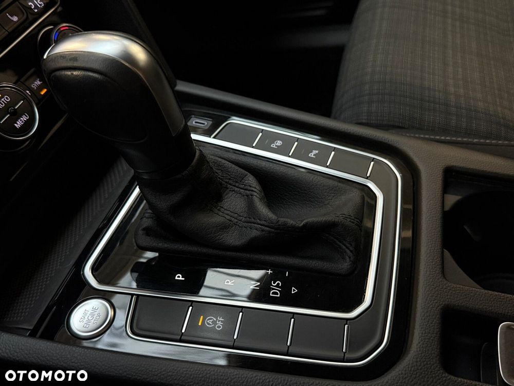 Volkswagen Passat 2.0 TDI EVO Business DSG - 30