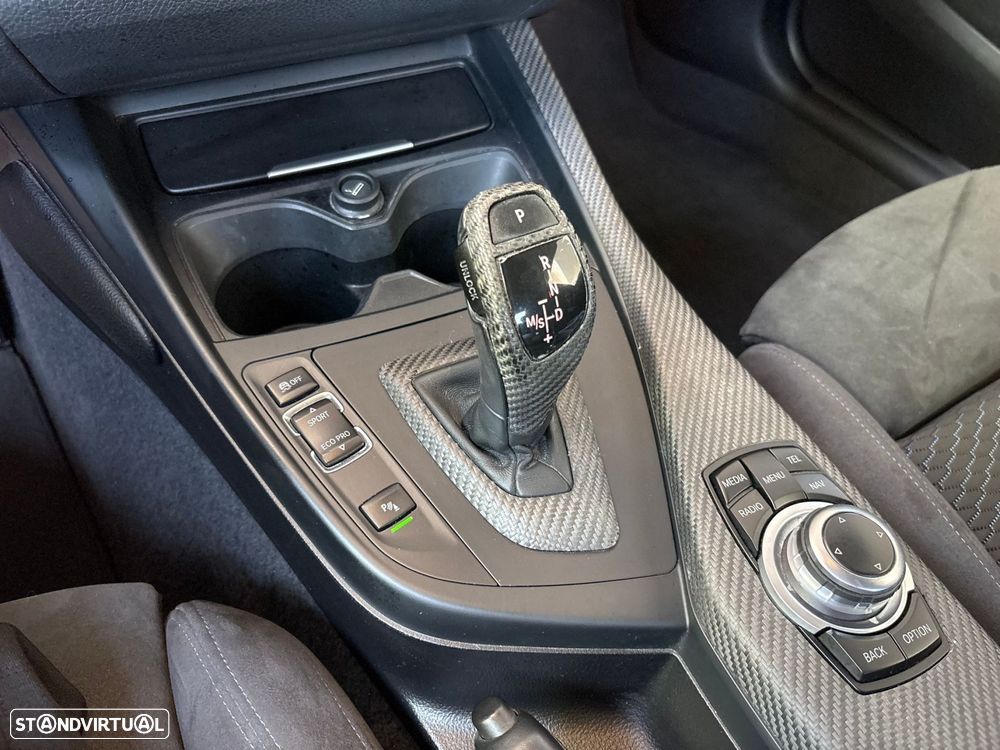 BMW 225 d Coupe Pack M Auto - 47