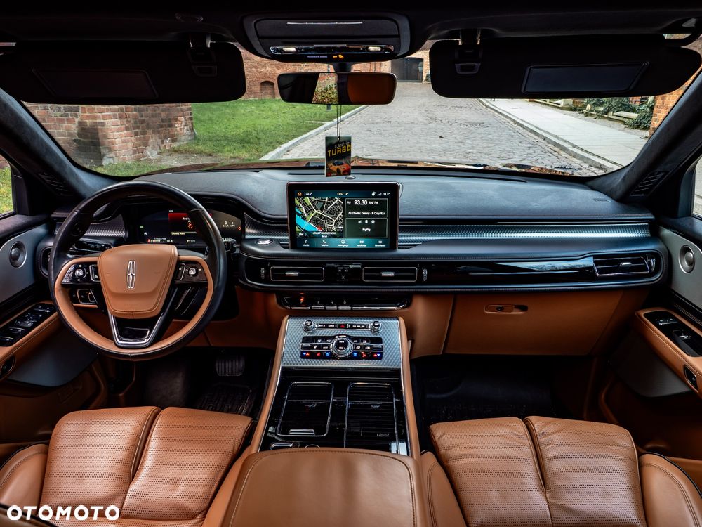 Lincoln Aviator - 26