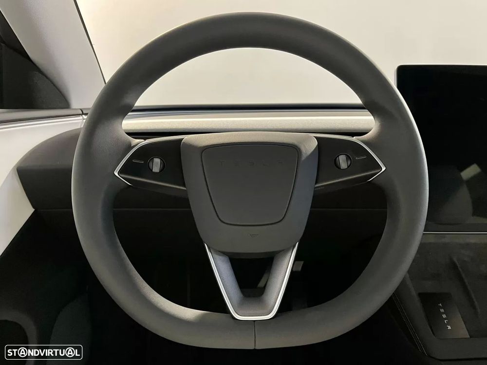 Tesla Model 3 RWD - 17