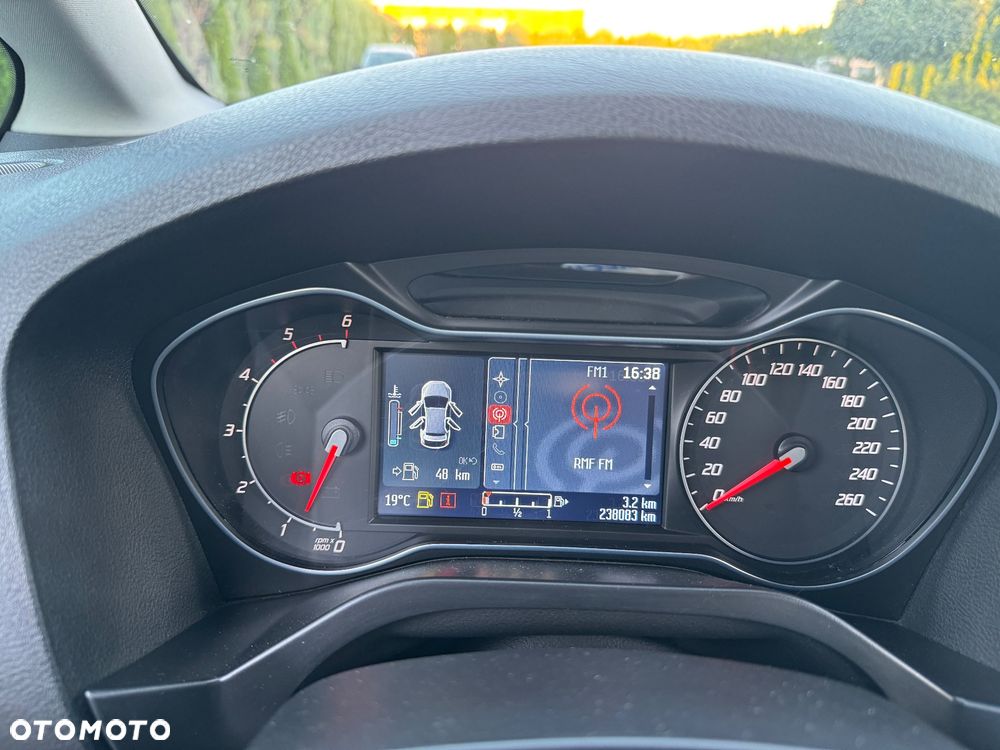 Ford Galaxy 2.0 TDCi Silver X - 22