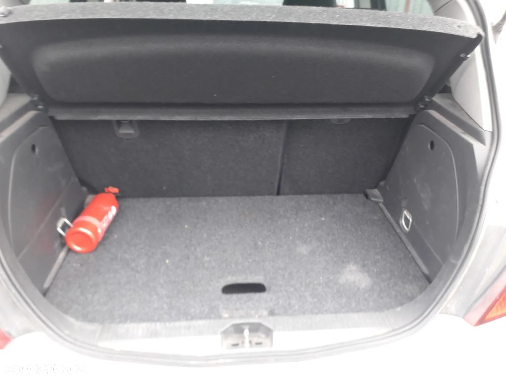 Opel Corsa 1.2 16V Enjoy - 4