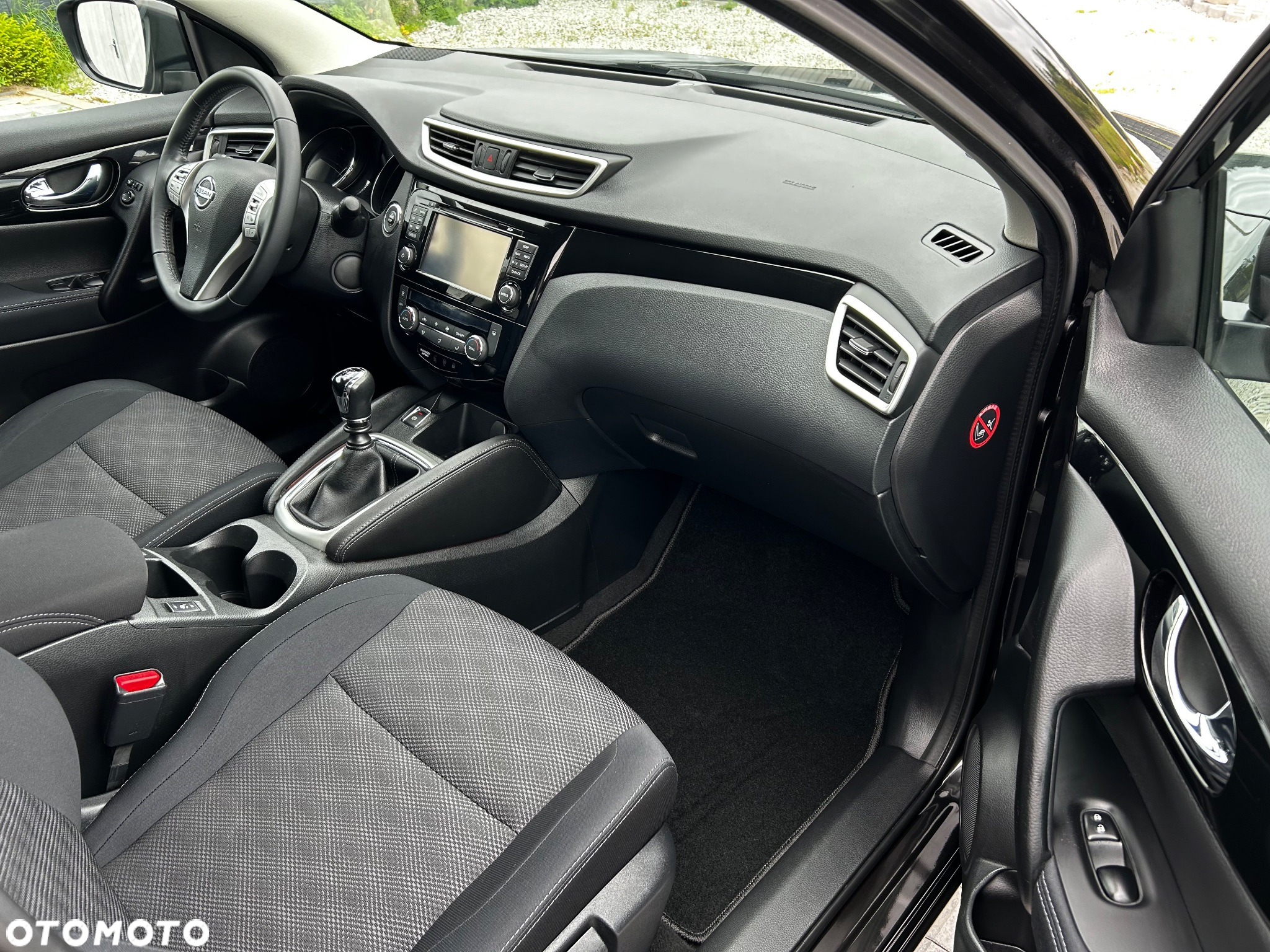 Nissan Qashqai 1.6 DIG-T N-Connecta - 14