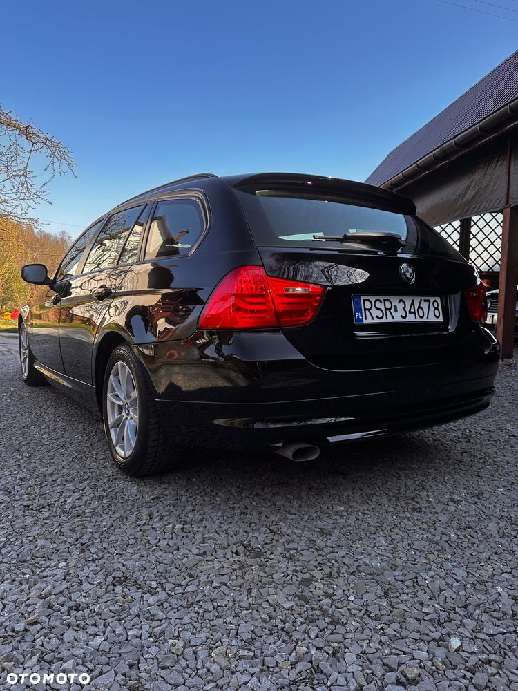 BMW Seria 3 318d - 5