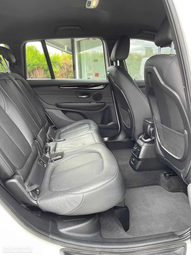 BMW 216 Gran Tourer d 7L Line Luxury Auto - 10