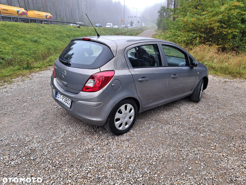 Opel Corsa 1.2 16V Enjoy - 6