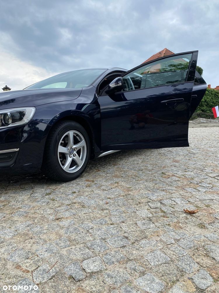 Volvo V60 D3 Drive-E Ocean Race - 4