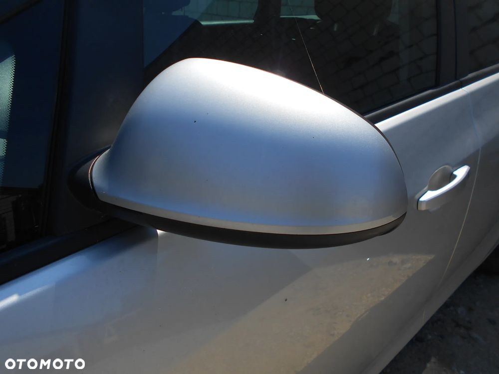 OPEL ASTRA J SPORT TOURER KOMBI KOD LAKIERU Z176 92KW-125KM  SILNIK SKRZYNIA BIEGOW MANUALNA 6 BIEGOWA MASKA LAMPA LUSTERKO PAS PRZEDNI BLOTNIK ZAWIESZENIE  ZDERZAK PRZOD SPRYSK SPRISKIWACZ LAMP SOCZEWKA CZESCI - 22