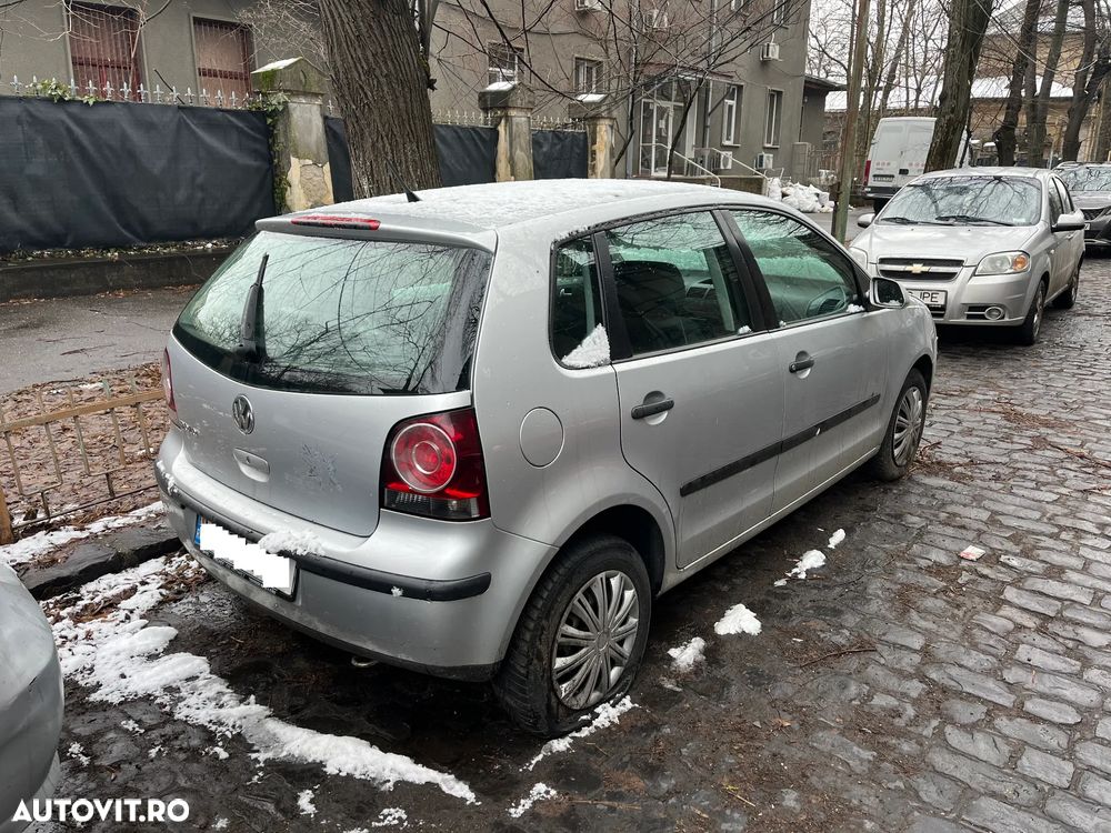 Dezmembrez VW Volkswagen Polo 9N facelift 2007 gri argintiu 1,2 benzina 4 usi - 3