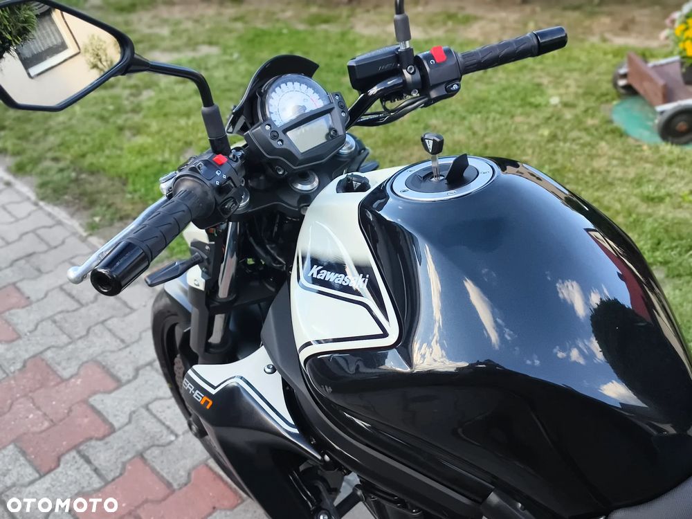 Kawasaki ER - 29