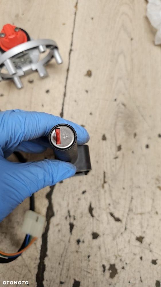 Stacyjka klucz zamek korek Aprilia Pegaso 650  AP8102958 - 7