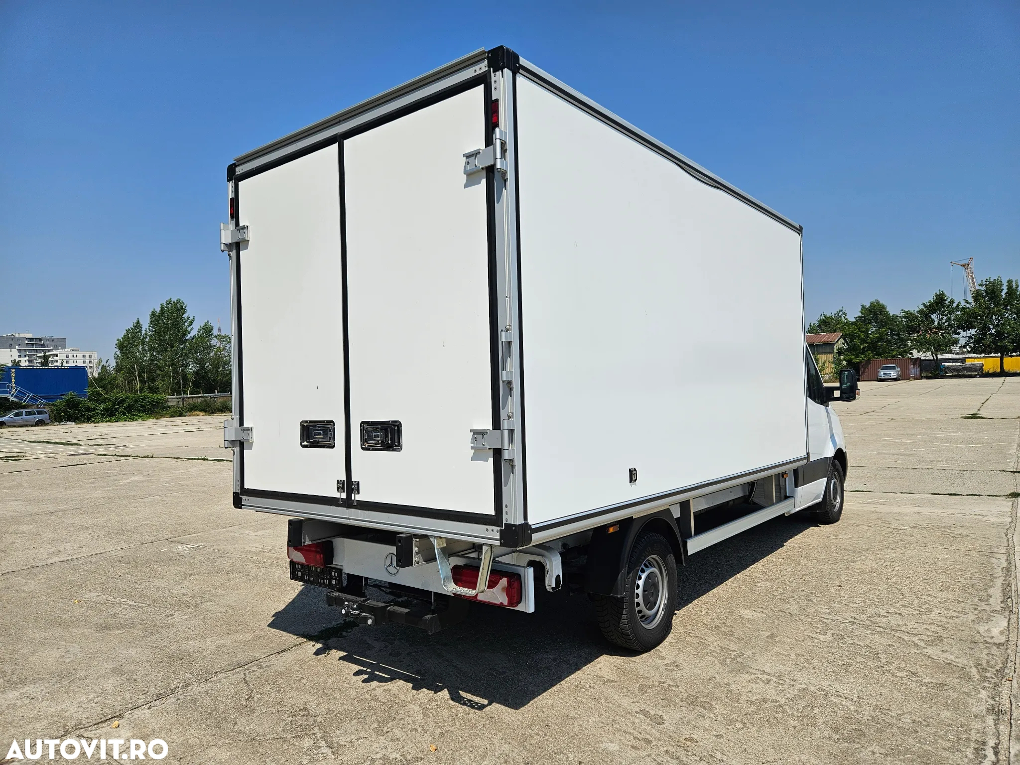 Mercedes-Benz SPRINTER - 3