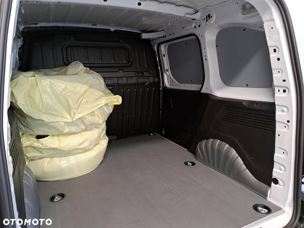 Toyota PROACE CITY - 11