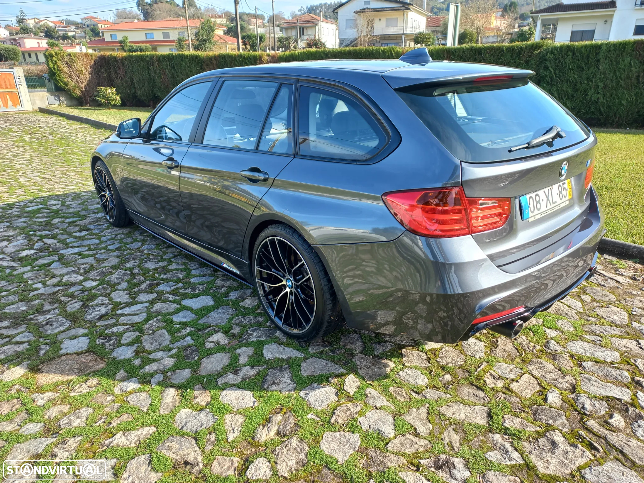 BMW 320 d DPF Touring Efficient Dynamics Edition - 4