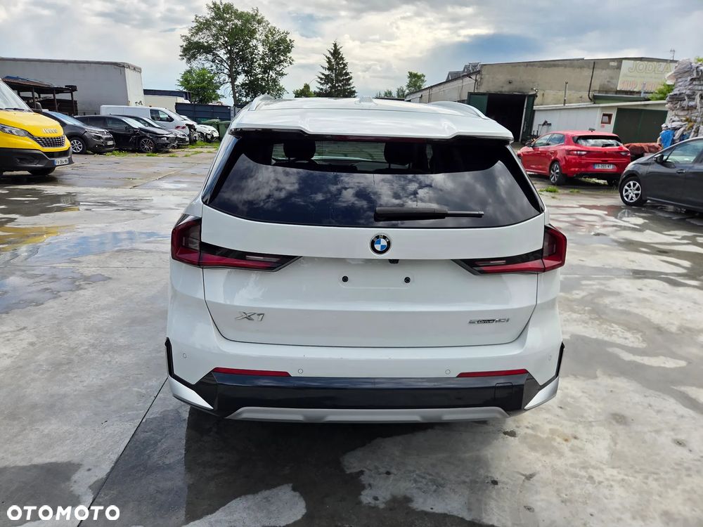 BMW X1 - 8