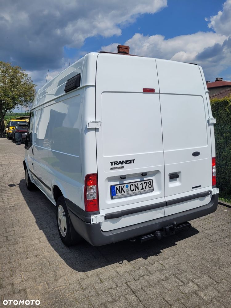 Ford Transit - 4
