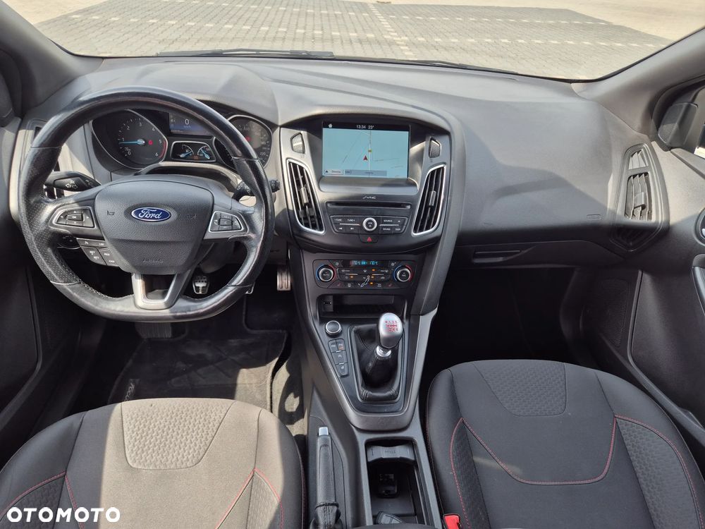Ford Focus 2.0 TDCi ST-Line ASS - 19