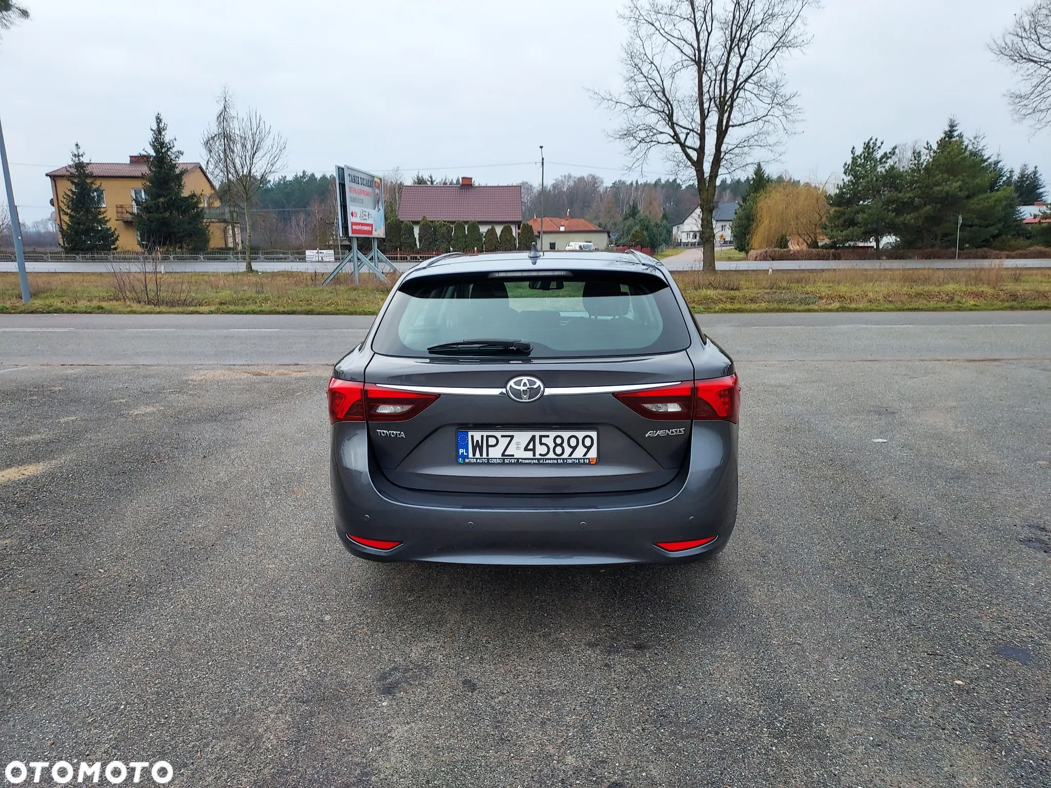 Toyota Avensis 2.0 Premium MS - 11