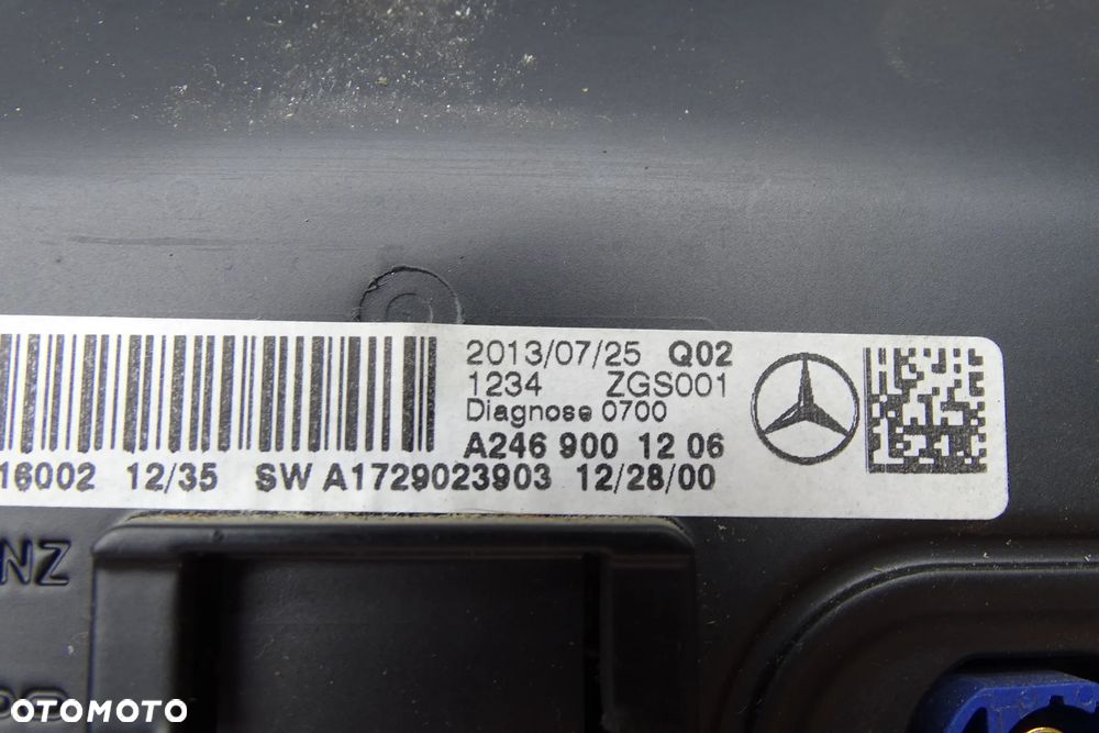 MERCEDES CLA  Radia Nawigacja 2469000012 2469001206 - 5