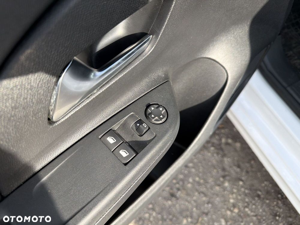 Opel Corsa 1.2 Edition S&S - 21