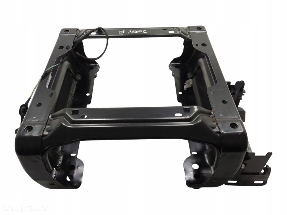 STELAŻ PODSTAWA MOCOWANIE FOTELA KIEROWCY JUMPY EXPERT III 2016-2023 - 1