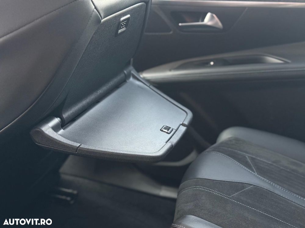 Peugeot 5008 PureTech 130 EAT8 Stop & Start Crossway - 16