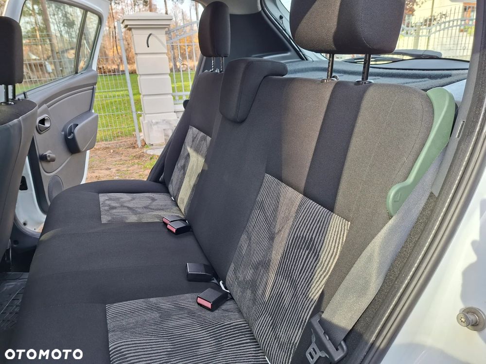 Dacia Sandero ver-celebration - 14