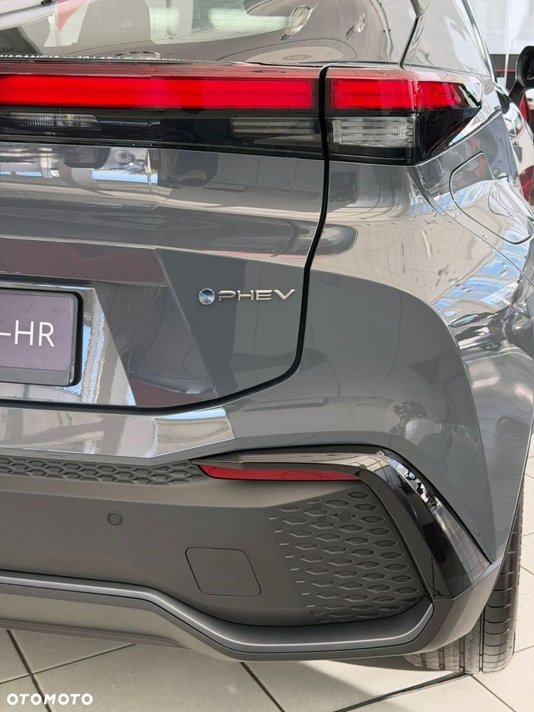 Toyota C-HR 2.0 PHEV Dynamic Force Executive - 10