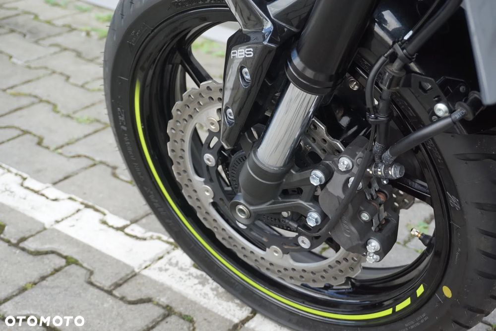 Kawasaki Z 900 - 19