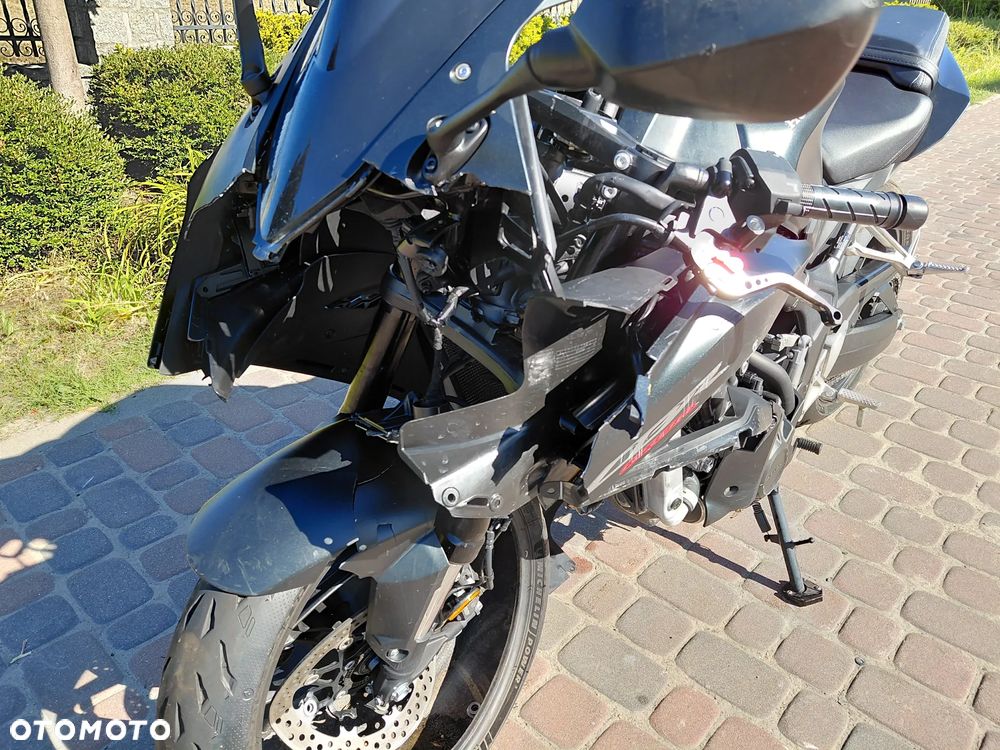 Honda CBR - 15