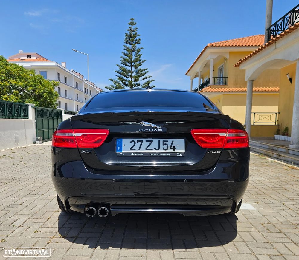 Jaguar XE 2.0 D R-Sport - 20