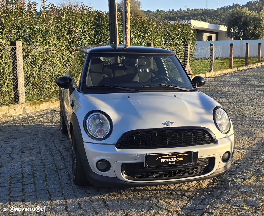 MINI 3 Portas Cooper D - 3