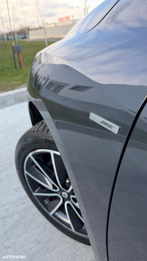 Renault Megane ENERGY dCi 130 Start & Stop Bose Edition - 11