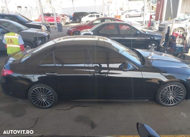 Mercedes-Benz C 300 9G-TRONIC Avantgarde - 6