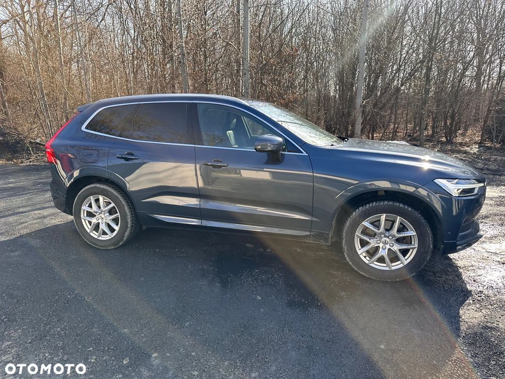 Volvo XC 60 B4 B Momentum Pro - 4