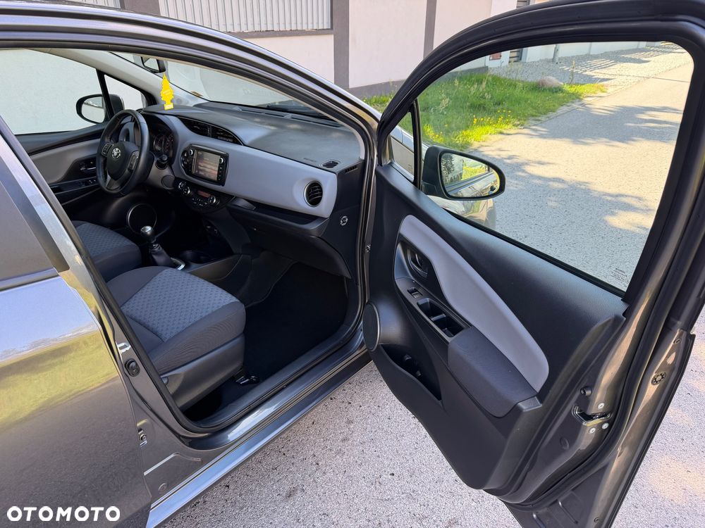 Toyota Yaris 1.33 VVT-i Comfort - 32