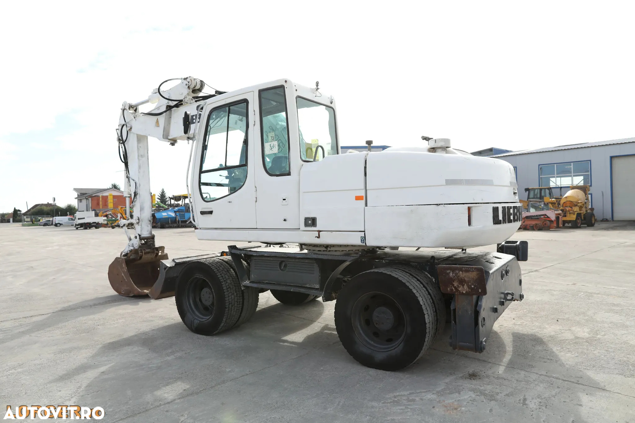 Liebherr A316 - 2