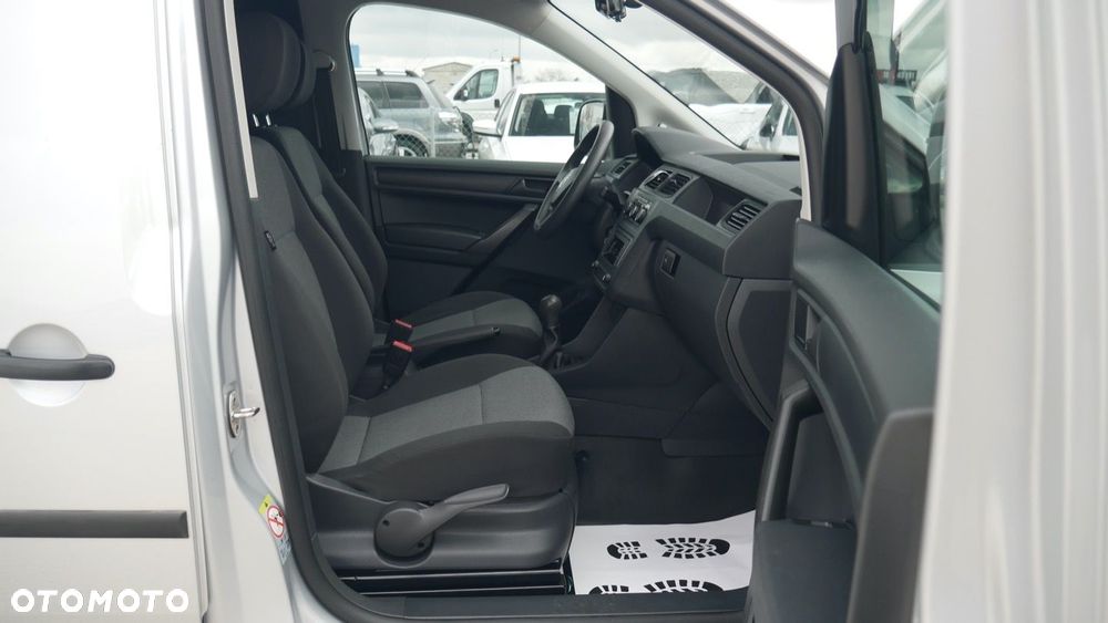 Volkswagen Caddy - 10