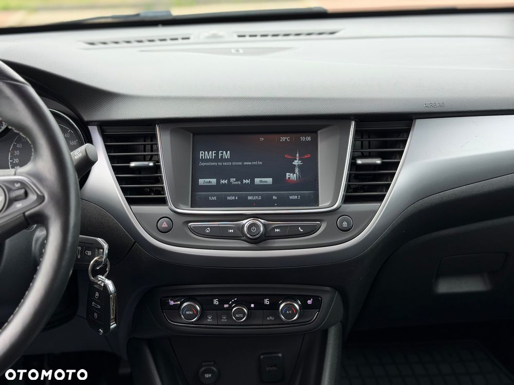 Opel Crossland X 1.2 Design Line - 9