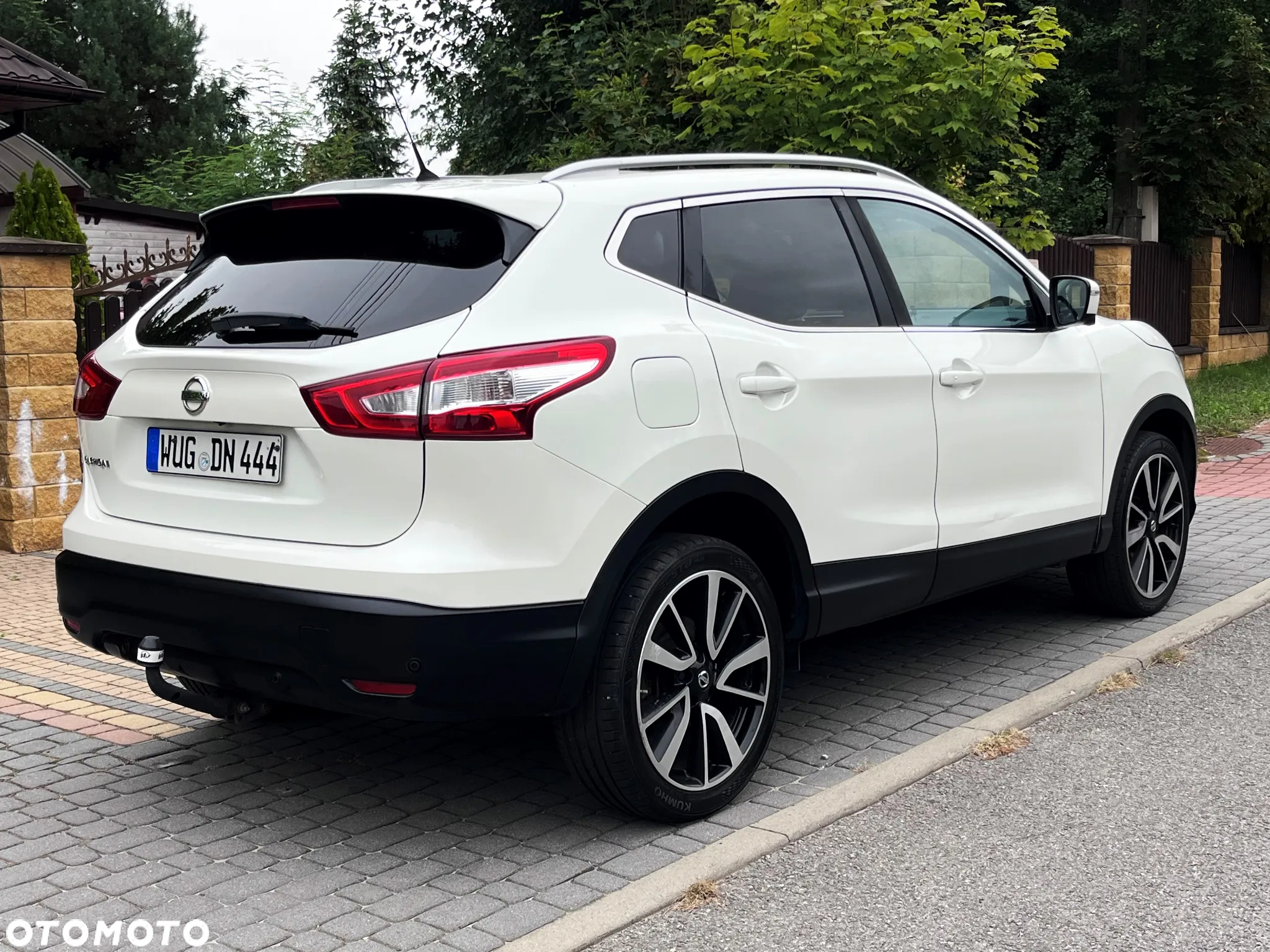 Nissan Qashqai 1.6 DIG-T TEKNA+ - 3