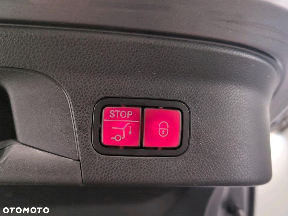 Mercedes-Benz GLC 220 d 4Matic 9G-TRONIC AMG Line - 6