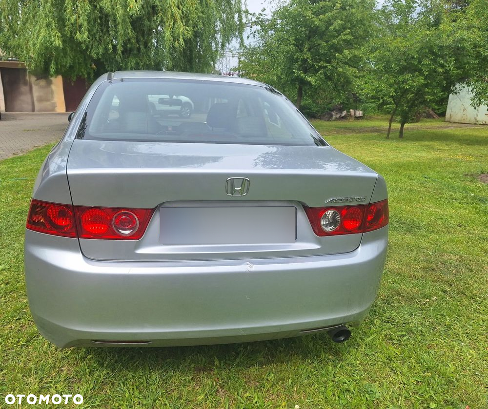 Honda Accord 2.0 Executive - 3
