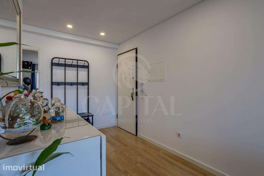 T3 em Almada | 2 Suites | 3 WC - Grande imagem: 2/34