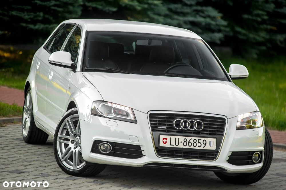 Audi A3 Sportback 2.0 TFSI quattro S tronic S line Sportpaket - 3